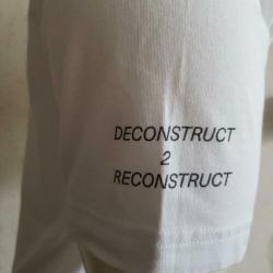 Vandalized witte shirt met afbeelding erop maat M