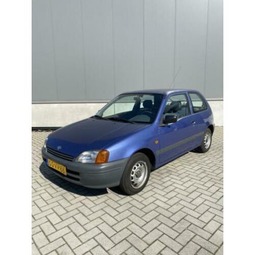 Toyota starlet 1997 met trekhaak in perfecte staat