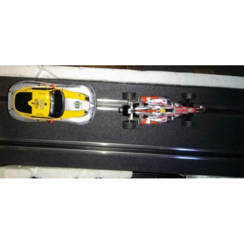 CARRERA racebaan met 2 auto's