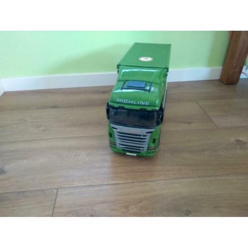 Bruder Scania vrachtwagen