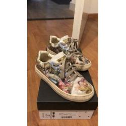 Monnalisa sneeuwwitje schoenen maat 31