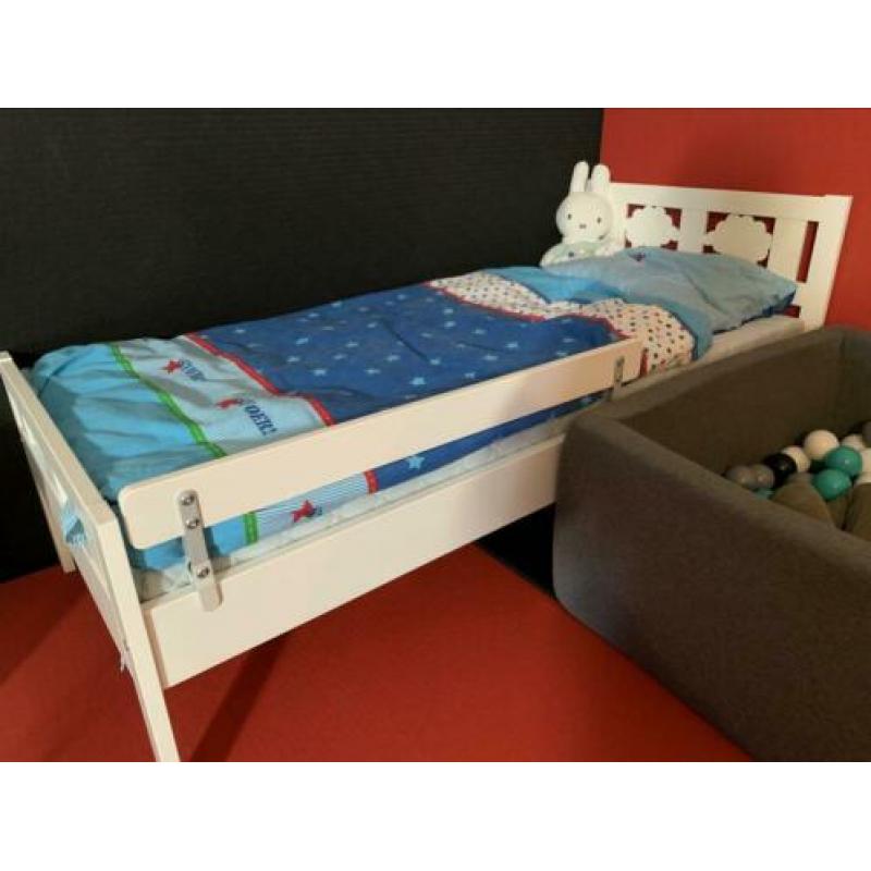Kinderbed met lattenbodem en matras 160x70