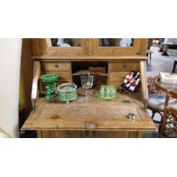 Oud grenen klep secretaire