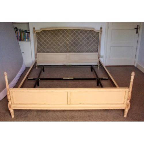 Antiek, Frans bed inclusief frame
