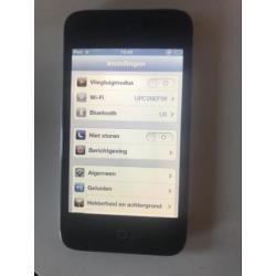 iPod Touch 4e generatie + oplader