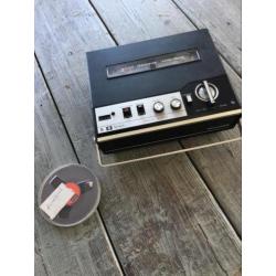 Vintage bandrecorder , draagbaar