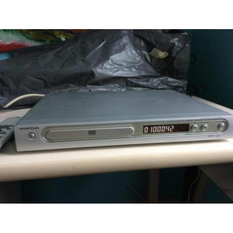 Aristona DVD speler ADV423
