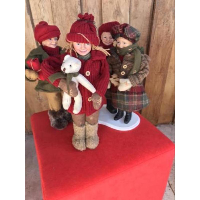 Zeer aparte collectie Dickens kerstpoppen