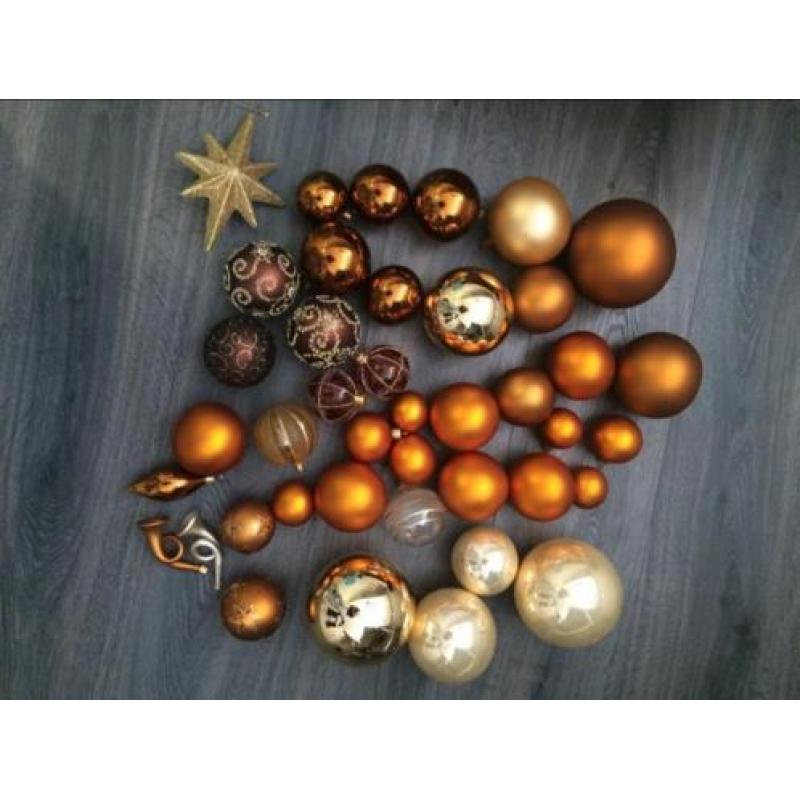 Kerstballen en versiering Oranje