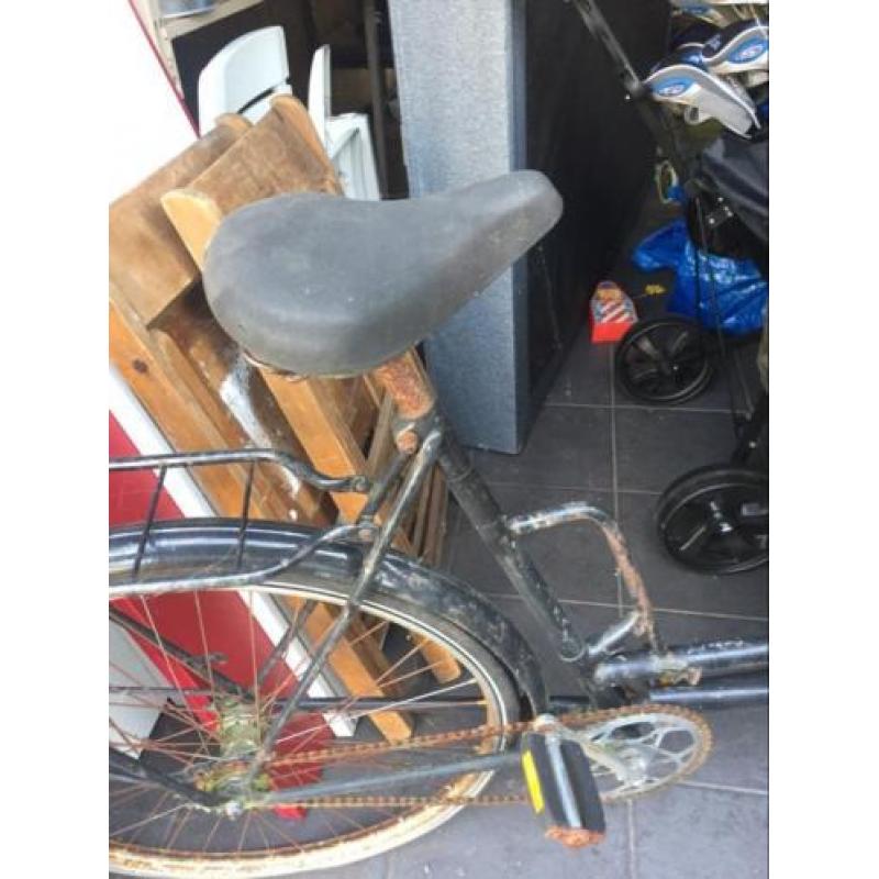 Gratis ophalen bakfiets opknapper voor bv tuindecoratie