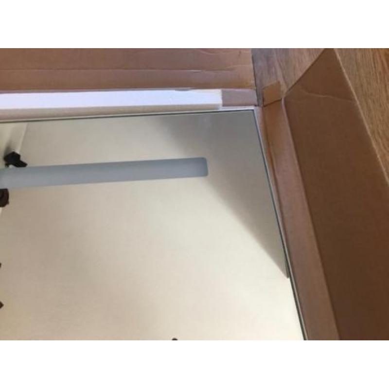 Badkamerspiegel met LED verlichting 80x60cm