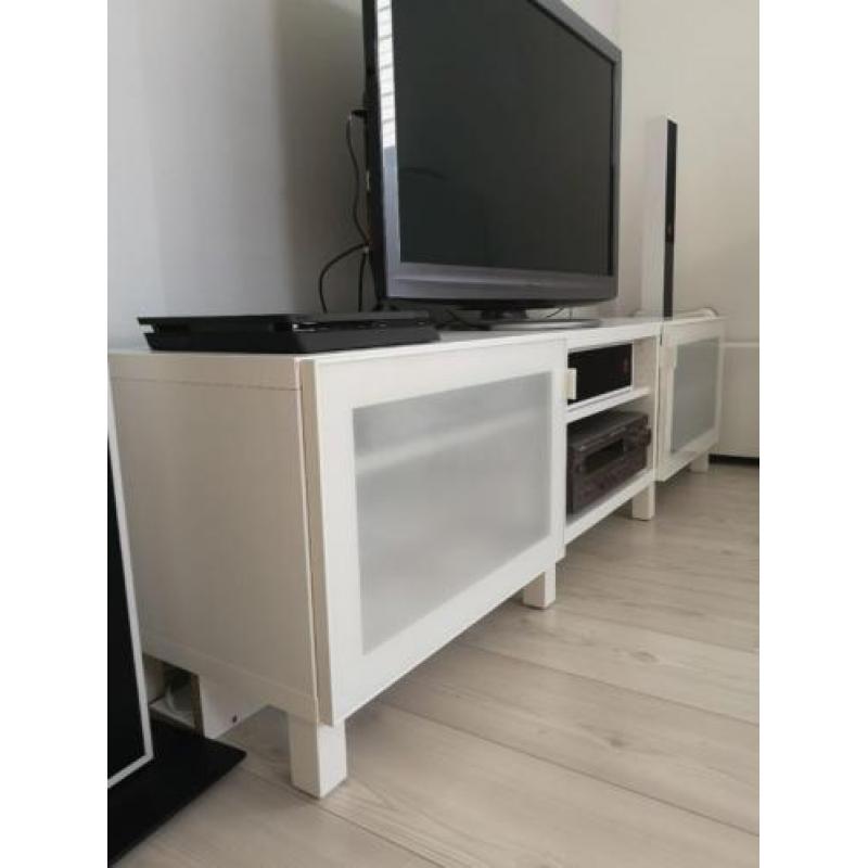 Mooi witte tv meubel!
