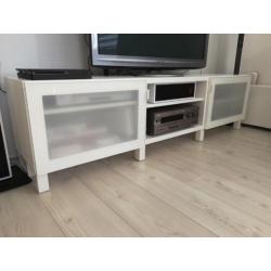Mooi witte tv meubel!