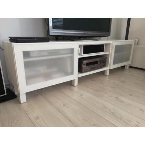 Mooi witte tv meubel!