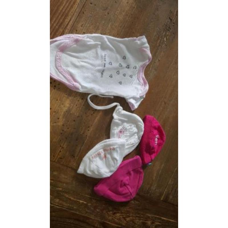 Pakketje meisjes kleding maat 50-56