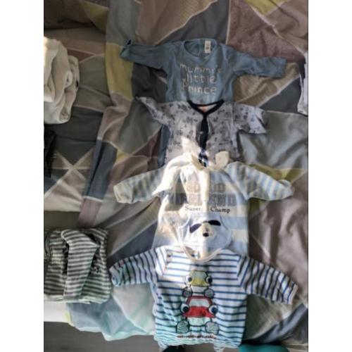Baby pakket jongens: h&m, Prénatal, tumble, Noppies enzo.