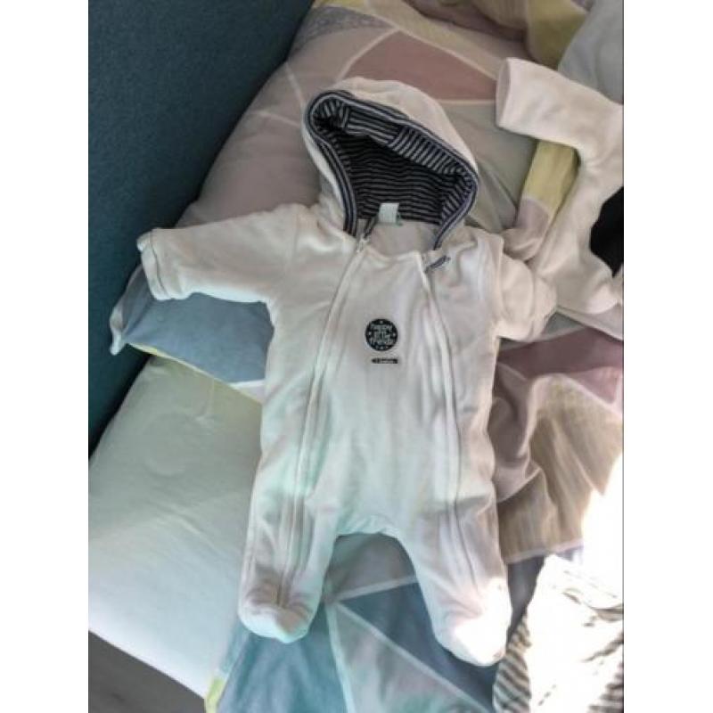 Baby pakket jongens: h&m, Prénatal, tumble, Noppies enzo.