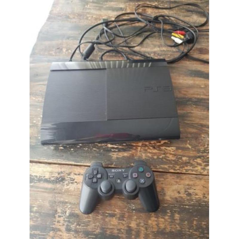 PlayStation 3 met controller en 13 spellen