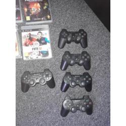 Playstastion 3 met spellen en 5 controllers