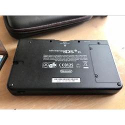 Nintendo DSi XL Groen