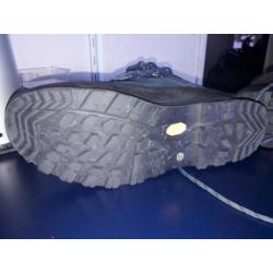 Lowa middelhoge wandelschoenen te koop