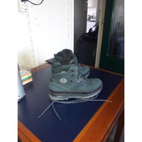 Lowa middelhoge wandelschoenen te koop
